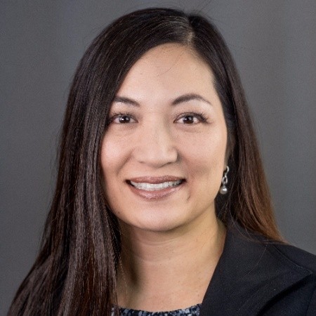 Rosalyn Santa Elena, Chief Revenue Operations Officer at Carabiner Group