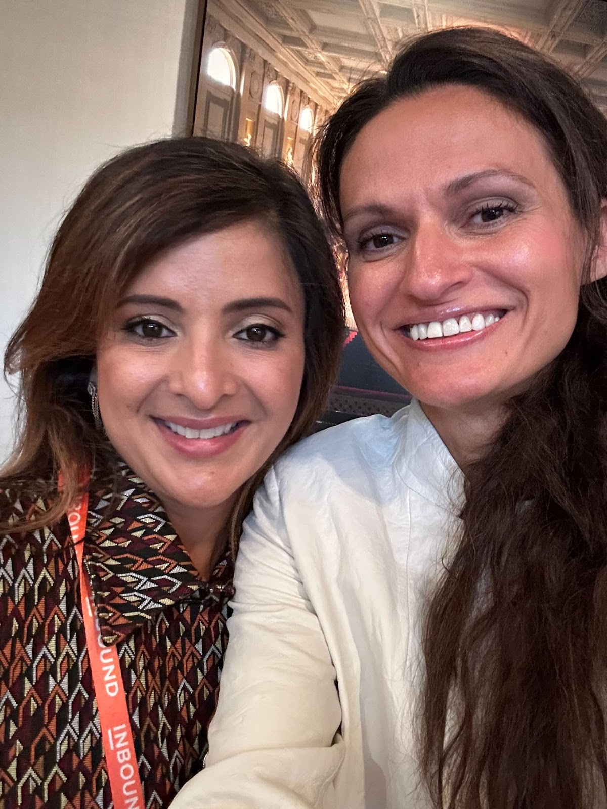 Chili Piper CEO Alina with HubSpot CEO Yamini at INBOUND